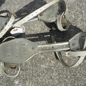 French Vintage roller skates Extensible & adjustable  Roller Skates Patins JACK PARIS  Made in France From 1950&#39; s mi-century outdoor sport