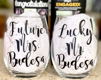 Set of Just Engaged Wine Glasses - 2 Engagement Gift Wine Glasses with Personalization