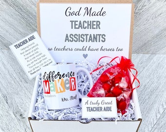 Teacher Aide Gift Box Set - Personalized Teacher Assistant Gift - Teacher Aide Gift Set with Teacher Aide Mug, Candy, and Cards