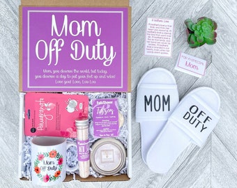 Mom Spa Gift Set - Mothers Day Gift - Mom off Duty Spa gift box - Moms Day to Relax - This Mom is Off Duty