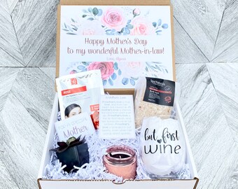 Mother in Law Spa Gift Set - Pamper Yourself Spa gift box - Mother’s Day Gift to Relax - It’s Moms turn to Wine