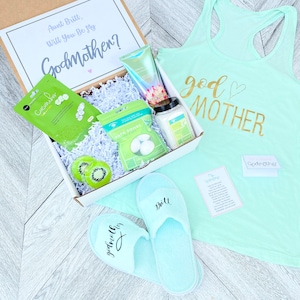 Personalized Godmother Gift Box: Tank Top, Slippers & Spa Set