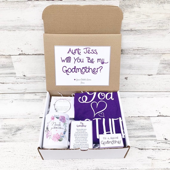 Personalized Godmother Gift Box: Proposal Mug, Bracelet & Tank