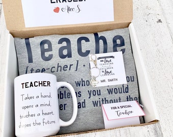 Teacher gift Set- Personalized Teacher Gift - Teacher Gift Set with Shirt, Teacher Mug, and keychain