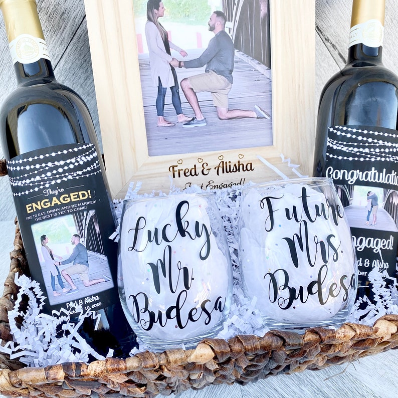 Set of Just Engaged Wine Glasses 2 Engagement Gift Wine Etsy