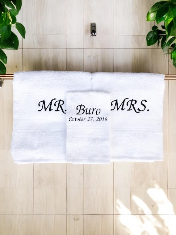Mr and Mrs Embroidered Towels with Last Name and Wedding Date - 3 Piece Set - Bridal Shower Gift - Honeymoon Towels