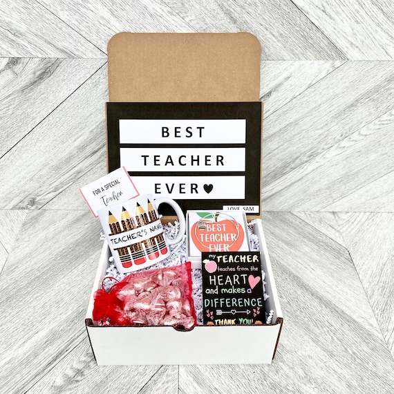 Teacher Gift Box Set - Personalized Teacher Gift - Teacher Gift Set with Teacher Mug, Bracelet, Candy, and Cards