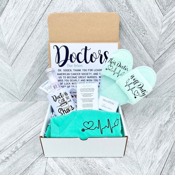 Personalized Doctor Gift Box: Mug, Shirt, Slippers & Spa Set