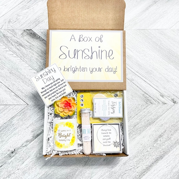 Box of Sunshine Gift Set: Spa, Mug & Bracelet