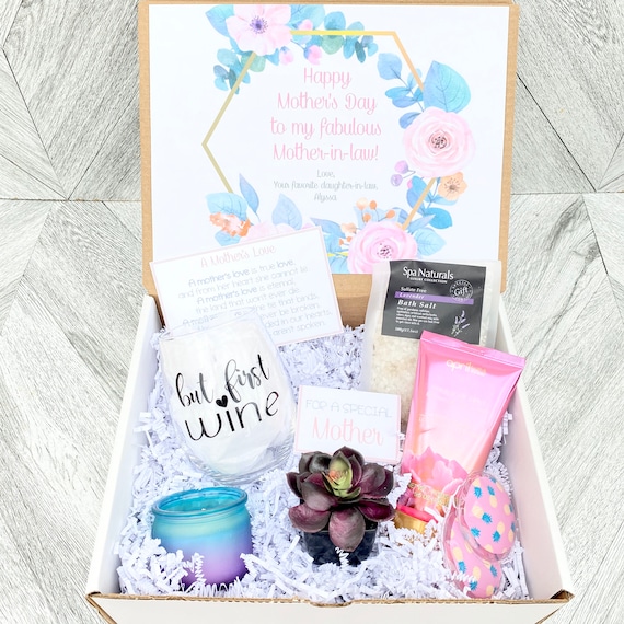 Mother-in-Law Spa Gift Box: Wine Glass, Succulent & Bath Set