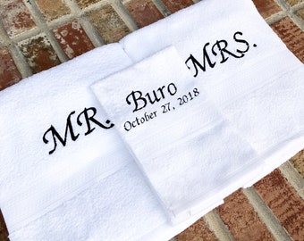 Mr and Mrs Embroidered Towels with Last Name and Wedding Date - 3 Piece Set - Bridal Shower Gift - Honeymoon Towels