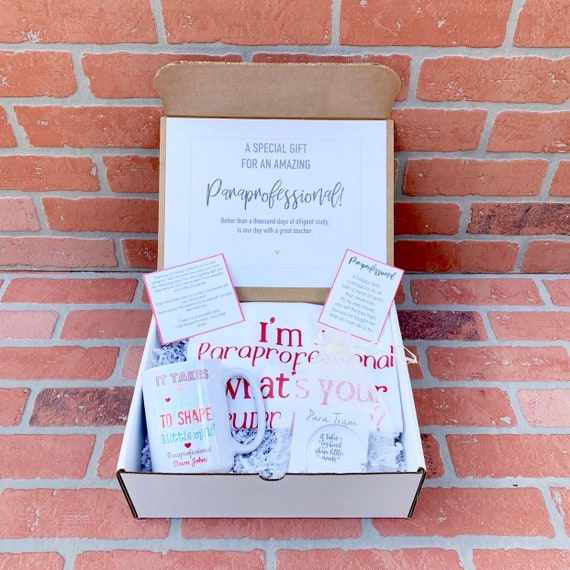 Personalized Paraprofessional Gift Box: Mug, Shirt & Bracelet Set