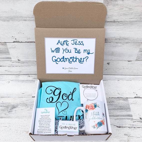 Personalized Godmother Proposal Gift Box: Mug, Bracelet & Tank Top
