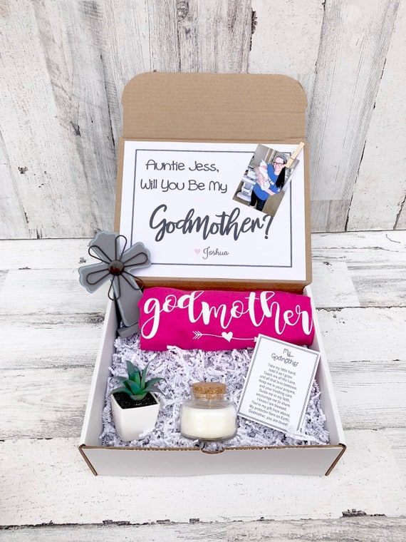 Personalized Godmother Proposal Gift Box: Tank Top & Keepsakes