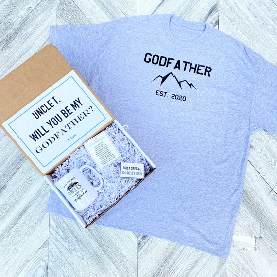 Personalized Godfather Gift Box: T-Shirt & Mug Set