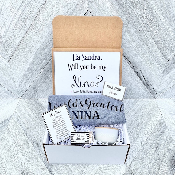 Personalized Nina Proposal Gift Box: Shirt & Candle