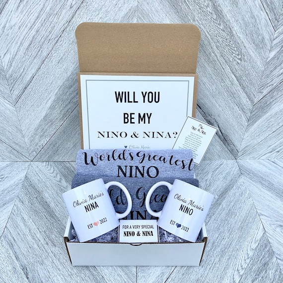 Personalized Nino and Nina Gift Box: Shirts & Mugs