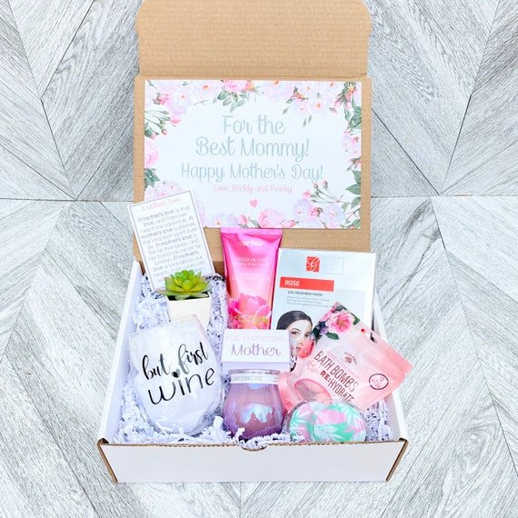 Mom Spa Gift Set - Pamper Yourself Spa gift box  - Mother’s Day Gift - Luxury Spa Set