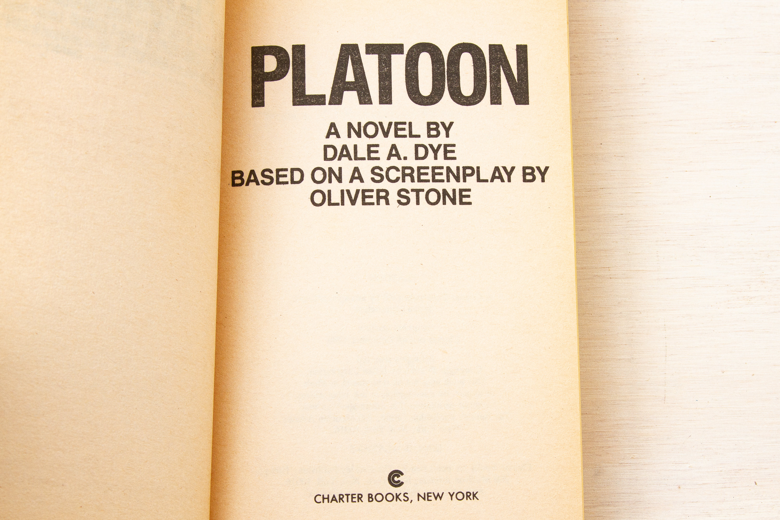 Platoon: Dye, DaleA: 9781121560642: Amazon.com: Books