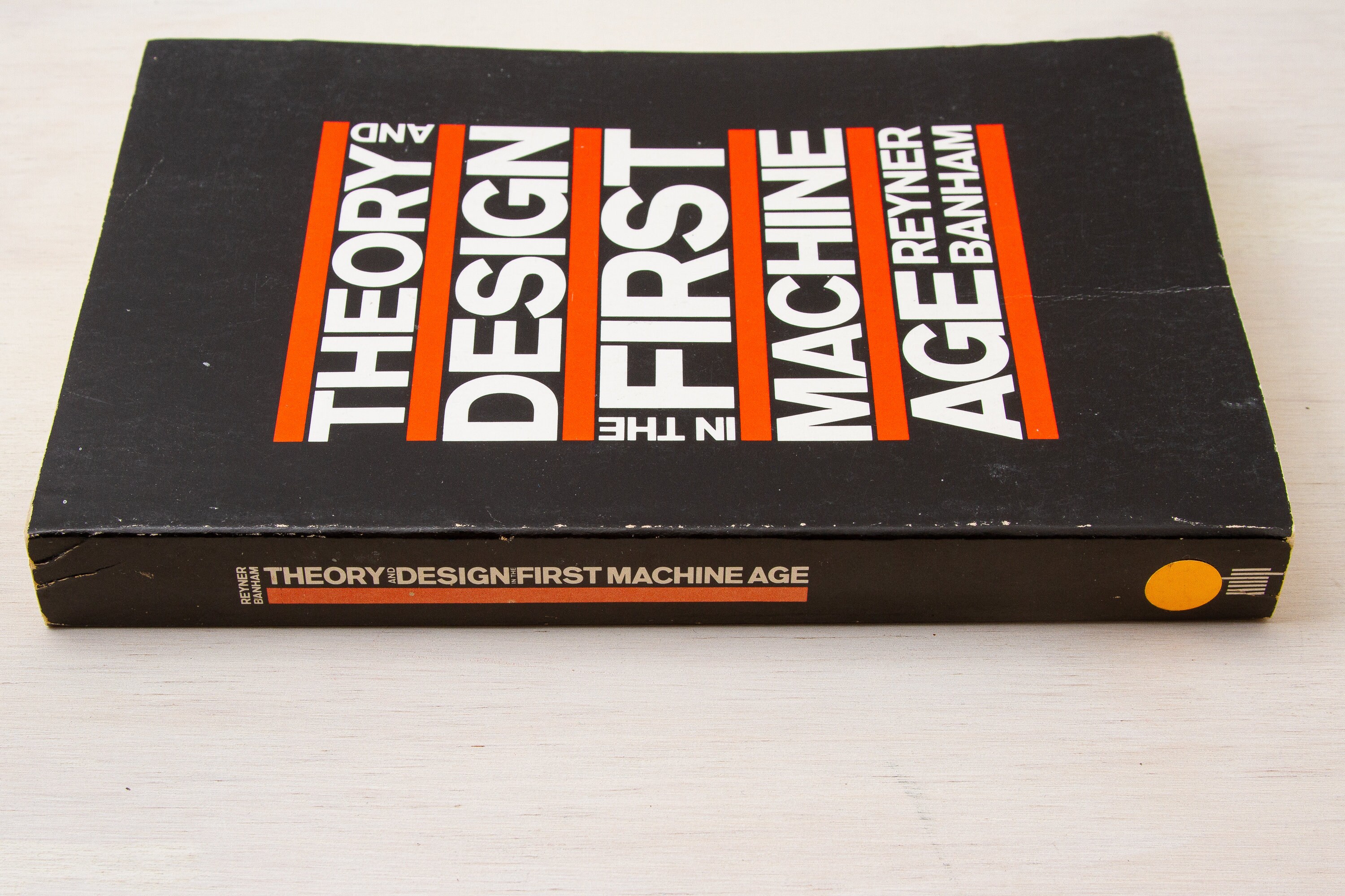 Vintage Architecture Book: Theory and Design in the First Machine