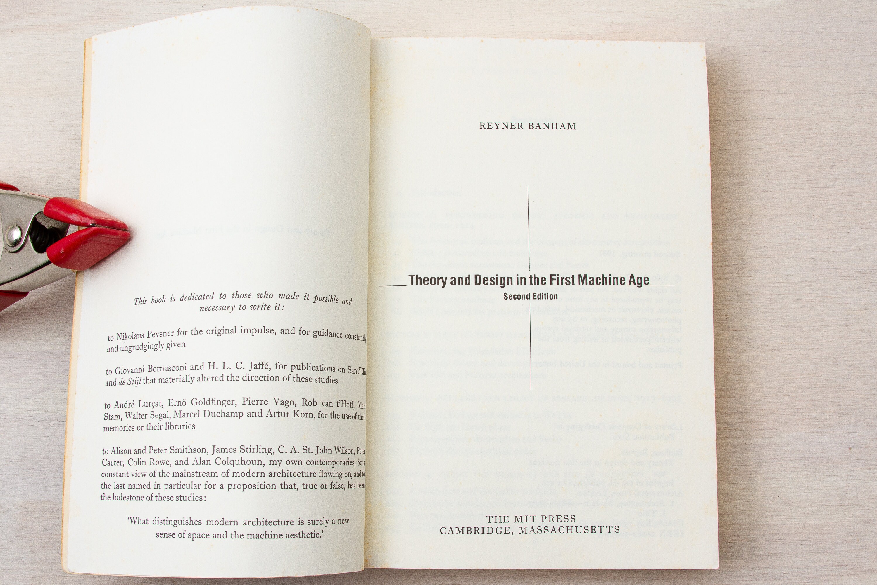 Vintage Architecture Book: Theory and Design in the First Machine