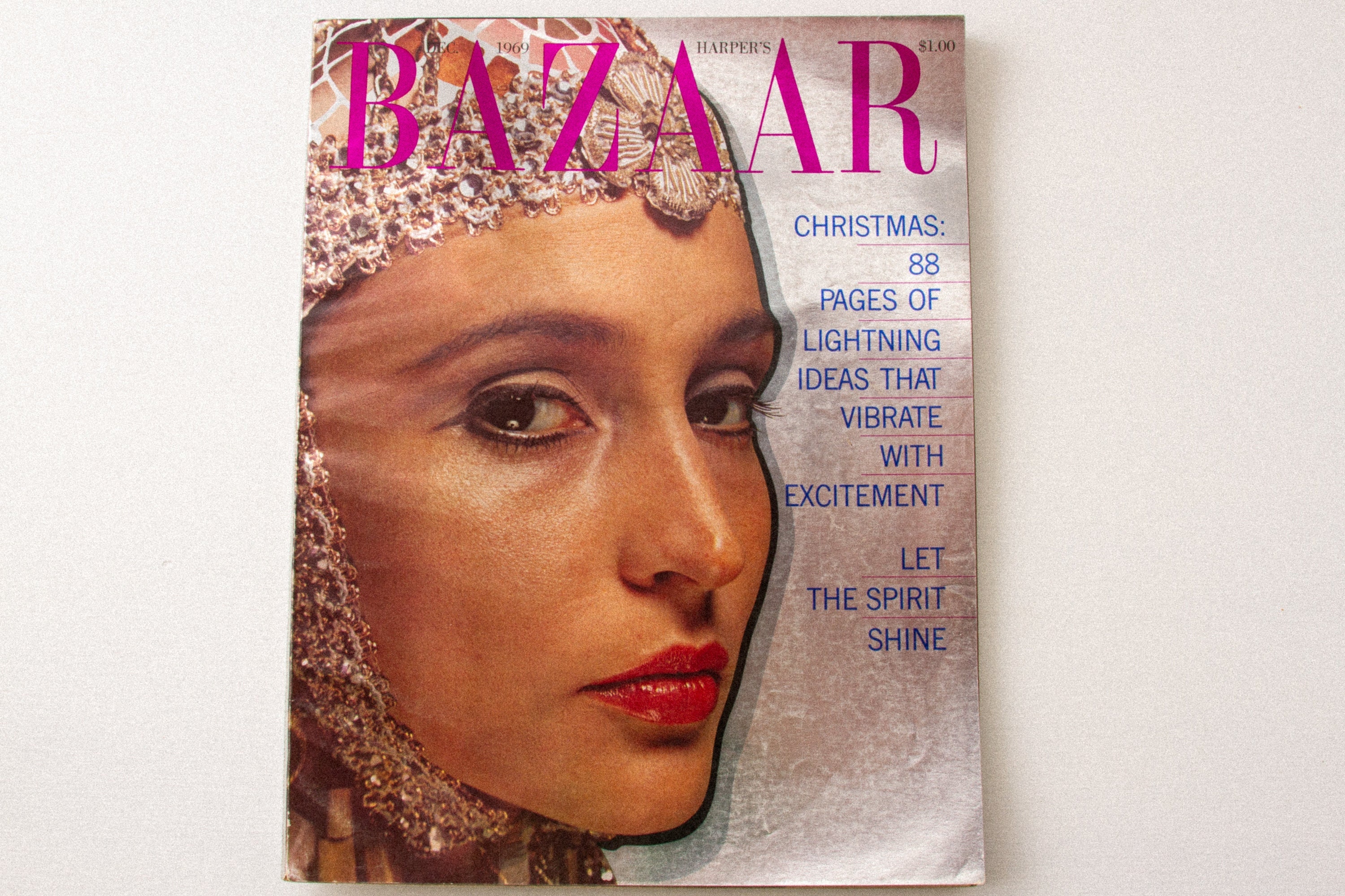 HARPER'S BAZAAR Magazine (december 1969) Christmas Issue