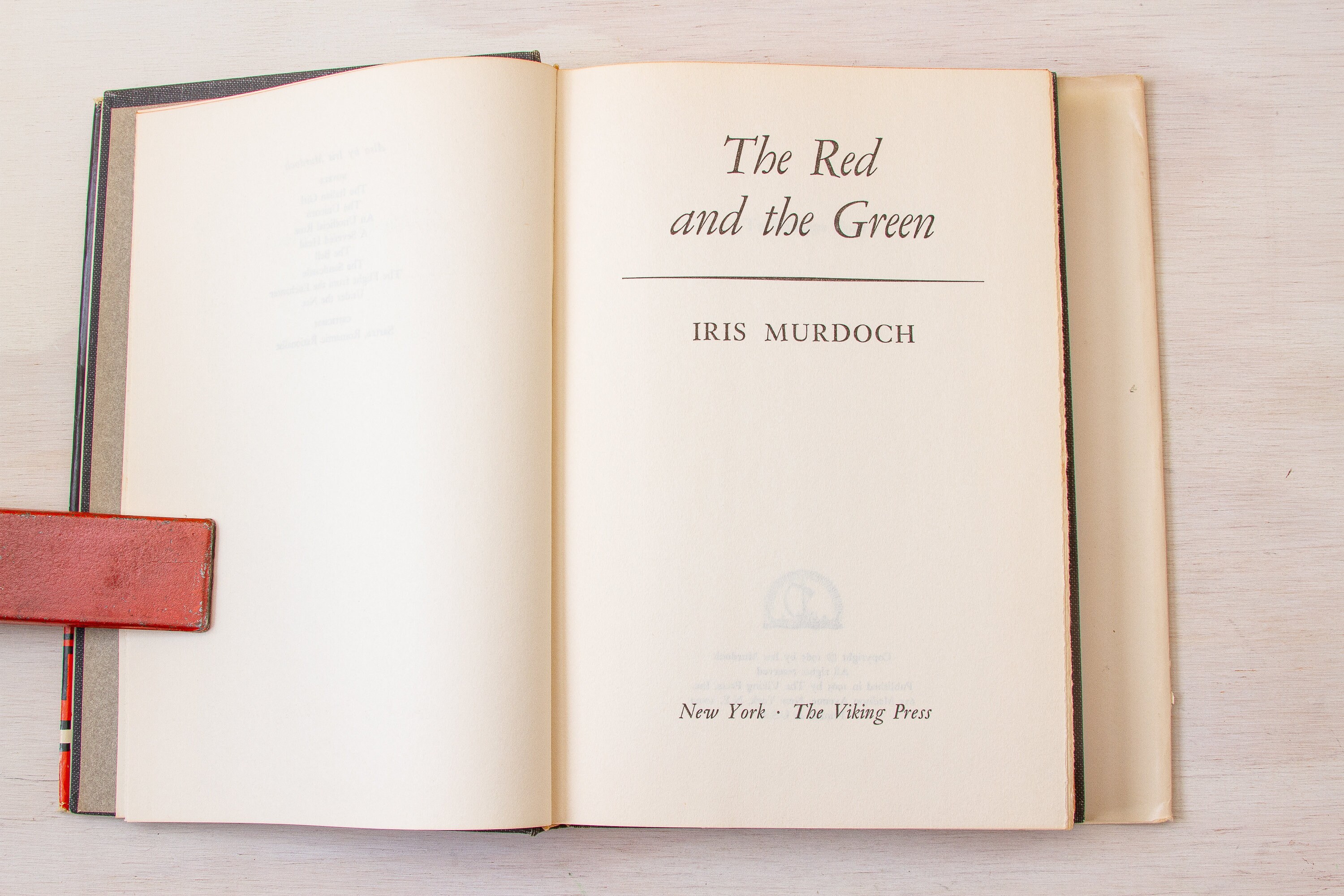 The Red and the Green ( Iris Murdoch, 1965) Classic Literature