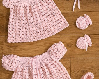 Patrón de ganchillo para vestido, abrigo, gorro, patucos y manoplas de bebé, descarga en PDF, 4 cabos, términos del Reino Unido