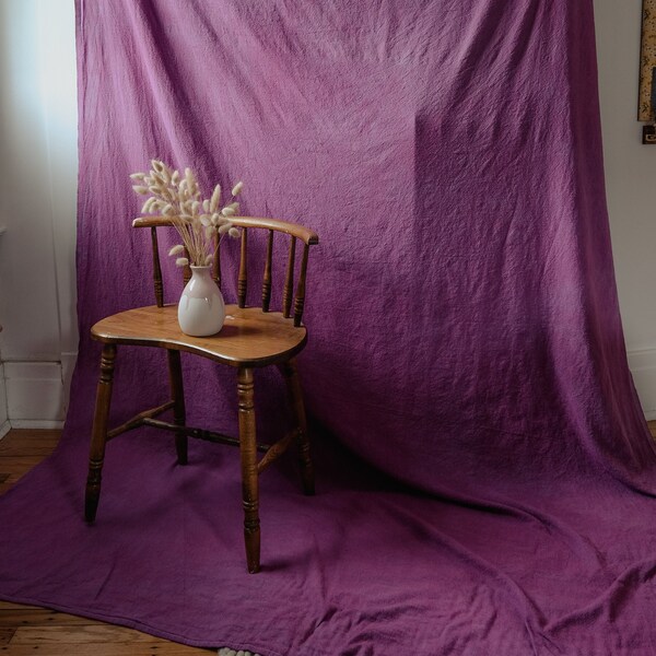 Hand-Dyed Canvas Backdrop in Fuchsia / 5'x8'