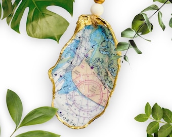 Bald Head Island North Carolina Map Oyster Shell Ornament, Decoupage Shell, Oyster Shell Art, Present Topper, Hostess Gift, Vacation Memory