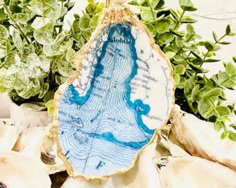 Mobile Alabama Map Oyster Shell Ornament, Oyster Ornament, Bridesmaid's Gift, Housewarming Gift, Beachy Souvenir, Oyster Shell Art