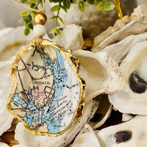 Oriental North Carolina Map Oyster Shell Ornament, Decoupage Shell, Oyster Shell Art, Present Topper, Hostess Gift, Vacation Memory