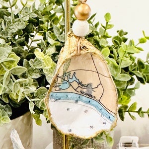 Seaside Florida Map Oyster Shell Ornament, Decoupage Shell, Oyster Shell Art, Present Topper, Hostess Gift, Vacation Memory image 5