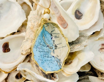 Sarasota Florida Map Oyster Ornament, Vacation Memory, Keepsake, Present Topper, Housewarming Gift, Seashell Ornament, Decoupage Shell