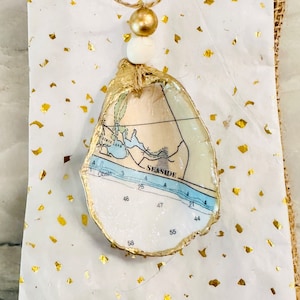 Seaside Florida Map Oyster Shell Ornament, Decoupage Shell, Oyster Shell Art, Present Topper, Hostess Gift, Vacation Memory image 1