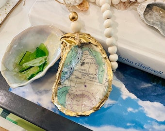 Fernandina Beach Florida Map Oyster Shell Ornament, Decoupage Shell, Oyster Shell Art, Present Topper, Hostess Gift, Vacation Memory