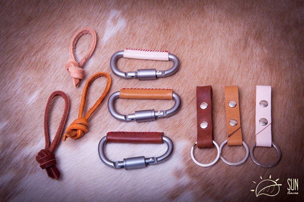 Leather wrap carabiner keychain Key ring carabiner Carabiner Etsy