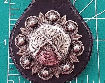 leather keychain key fob keyring rifle concho