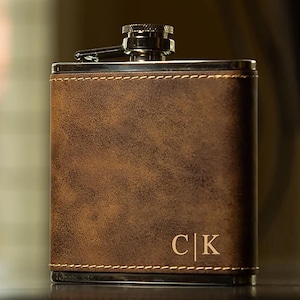 Personalized Rustic Gold Hip Flask, Drinking Gift Set, Groomsmen Flask, Best Man Flask, Flask Gift Set, Gift for Him, Gift For Dad