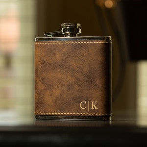 Groomsmen Gift, Personalized Flask Set for Men, Rustic Brown Leather Hip Flask, Best Man Flask, Initials Groomsman Flask