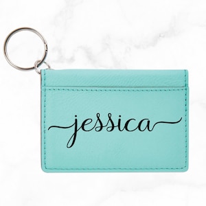 Llavero personalizado de identificación de cuero sintético personalizado / Llavero personalizado / Monograma / Llavero para mujer / Titular de la insignia D / Cartera de identificación