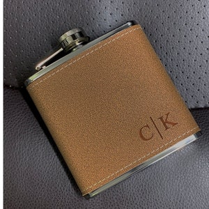 Brown Leather Flask, Groomsmen Flask Set, Engraved Flask, Monogrammed Flask, Leather Hip Flask, Flask For Groomsmen, Wedding, Dad Gift