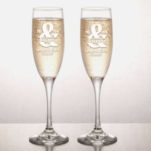 Personalized Wedding Flutes, 2 Toasting Flutes, Engraved Wedding Flute, Rustic Toasting Flutes, Bride & Groom Champagne Flutes image 2