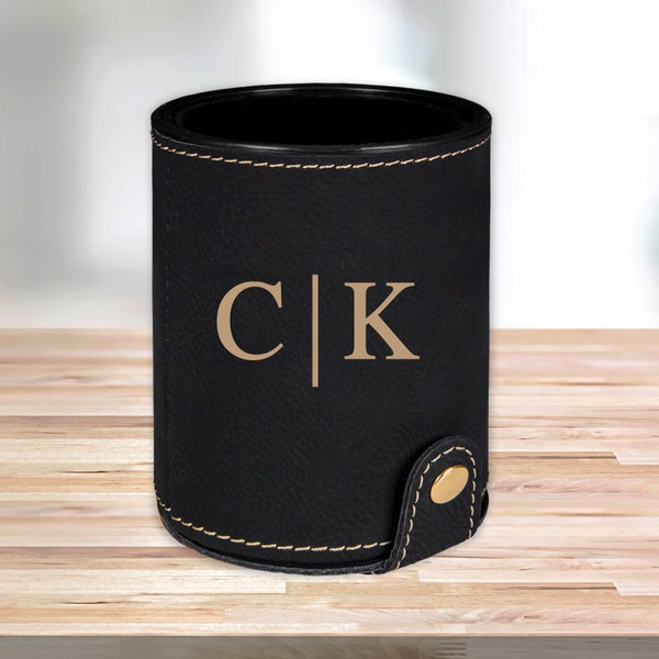 Personalized Leather Dice Cup,  Black, Groomsmen Dice Cup, Groomsmen Gifts, Gifts for Dad, Husband Gift, Gifts for Him