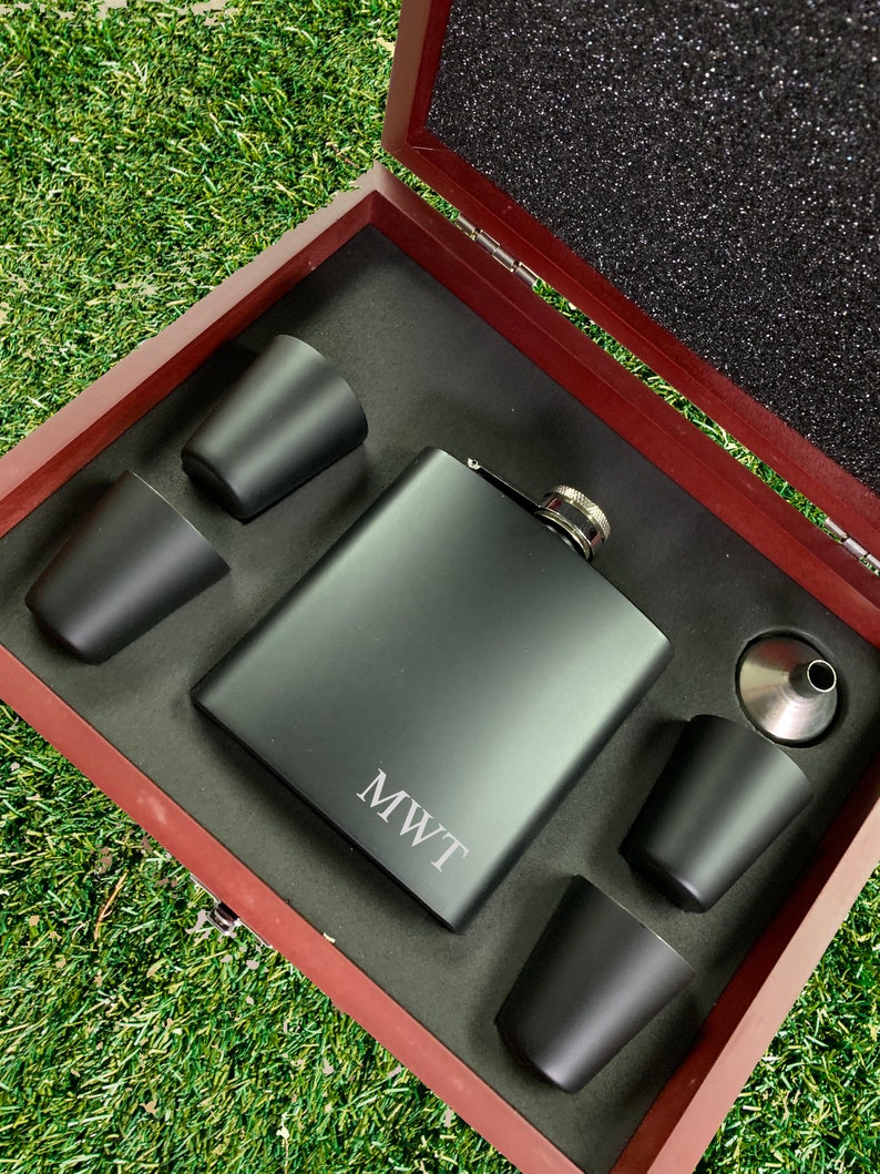 Personalized Engraved Flask, Personalized Black Flask, Groomsman Flask, Best Man Flask, Wedding Party Flask, Bridal Party Flask image 3