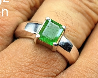 Bague Solitaire émeraude Verte Sur Argent 925 - Pierre Rectangle Lab Créée - Taille Ajustable - Neuf Sans Boîte