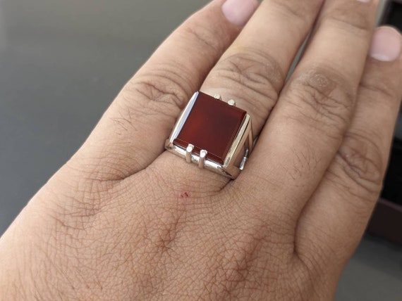 Elegant Design Yellow Aqeeq Stone Chandi Ring Price 3,000 Rs each ring.  Stone Yellow Aqeeq Ring Matetial Chandi Chandi Quality 925 Free… | Instagram