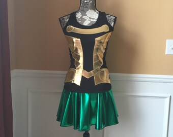 loki skater dress Loki Short Sleeve Dress, Thor Ragnarok, God Loki Cosplay Costume, Disney Marvel Outfits, Avengers Cosplay, Disney Women's Running Dresses