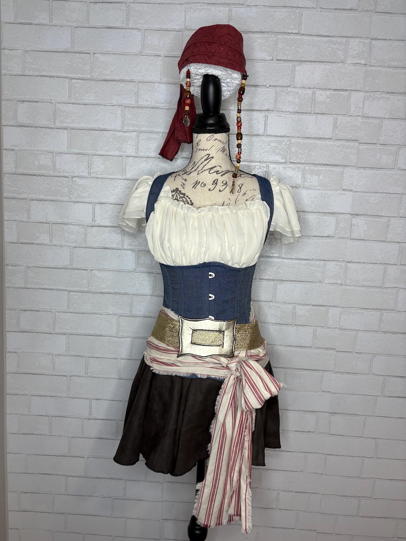 Captain Jack Pirate inspired Ladies Costume image 8