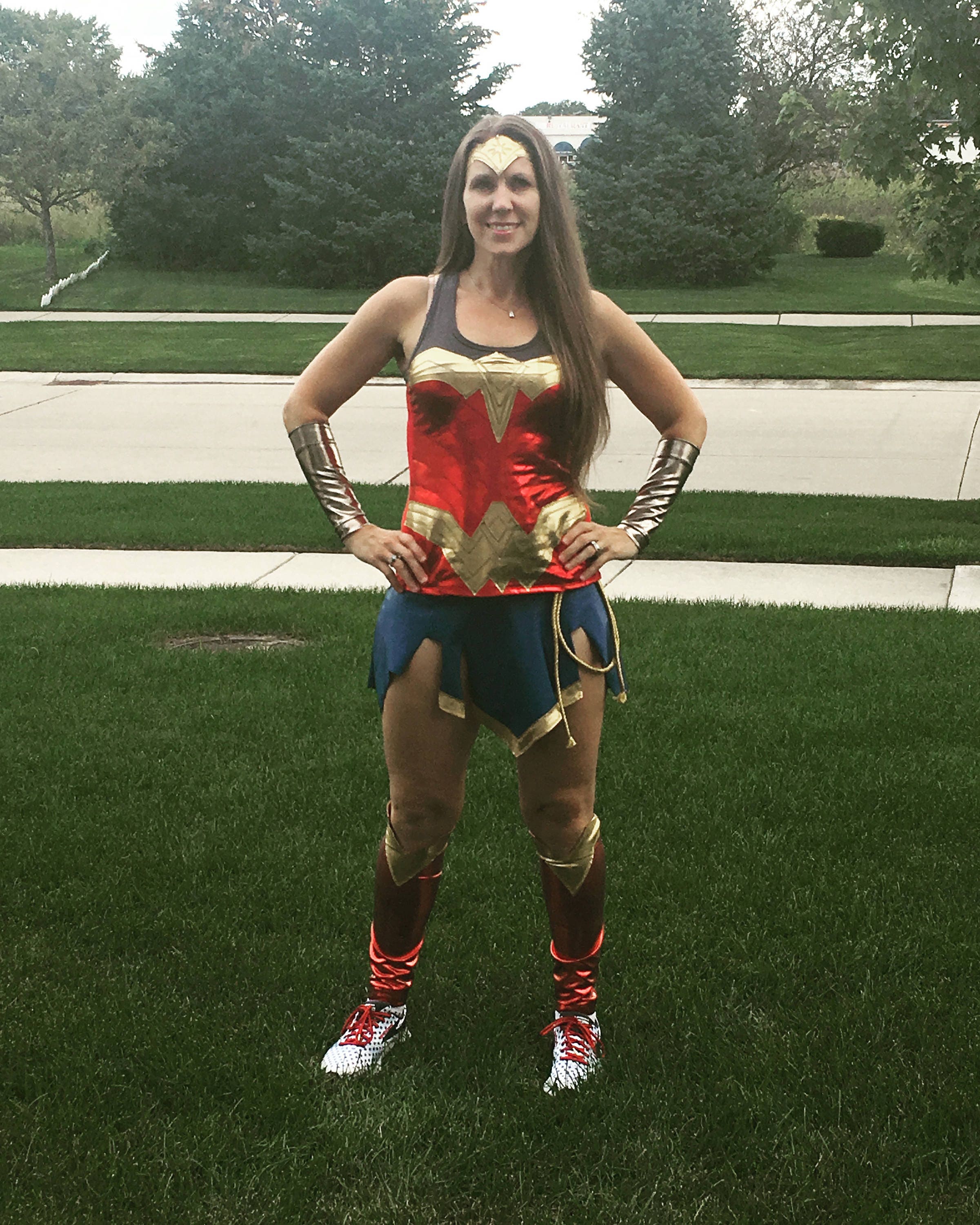 Disfraz/falda de superhéroe para correr de DC WONDER woman con poderes  superhumanos - Etsy México, image size:2401x3000